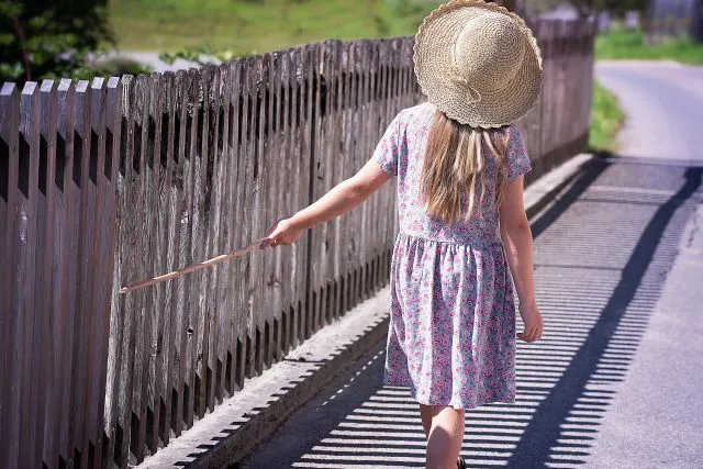 Ogrodzenie z paneli, siatki czy płyt betonowych?