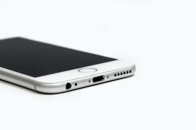 Jak skutecznie naprawić dźwięk w telefonie? Android, IOS